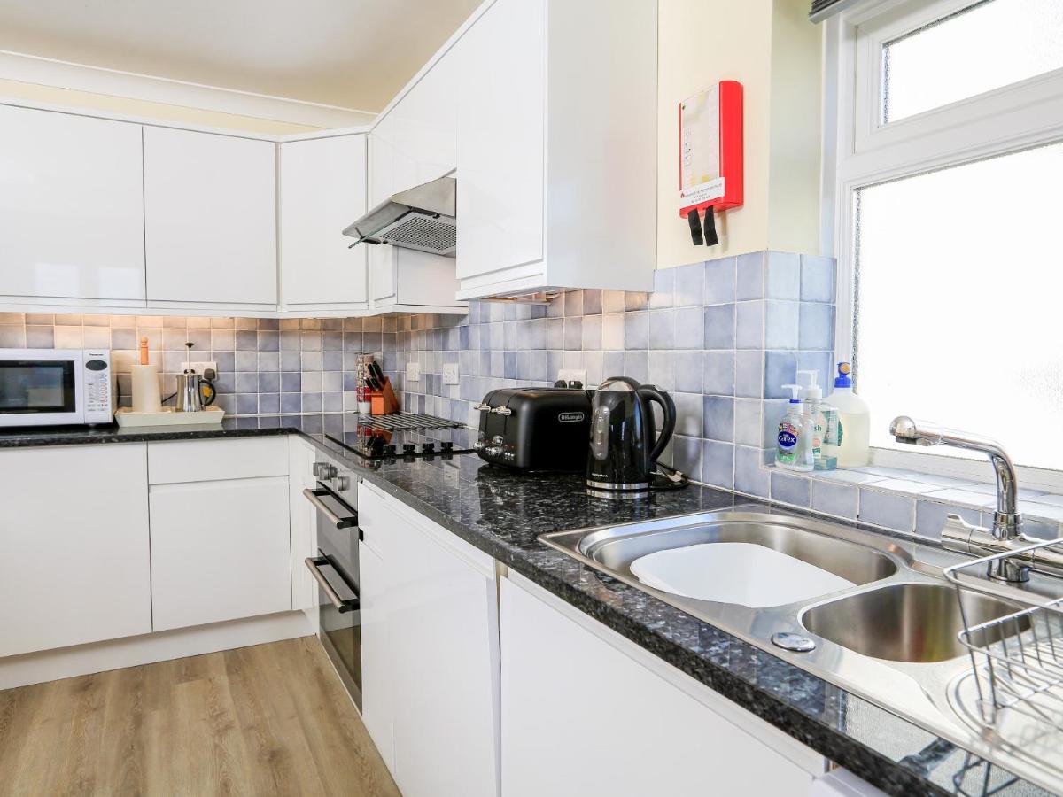 4 Lyndhurst Salcombe Exterior photo
